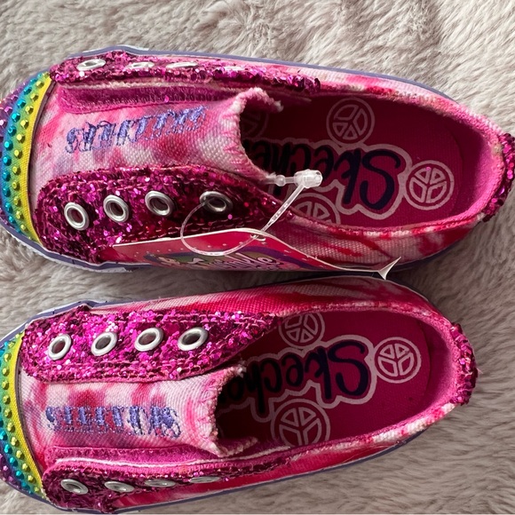 Brand new girls size 5 Twinkle toes from Skechers - Picture 4 of 7